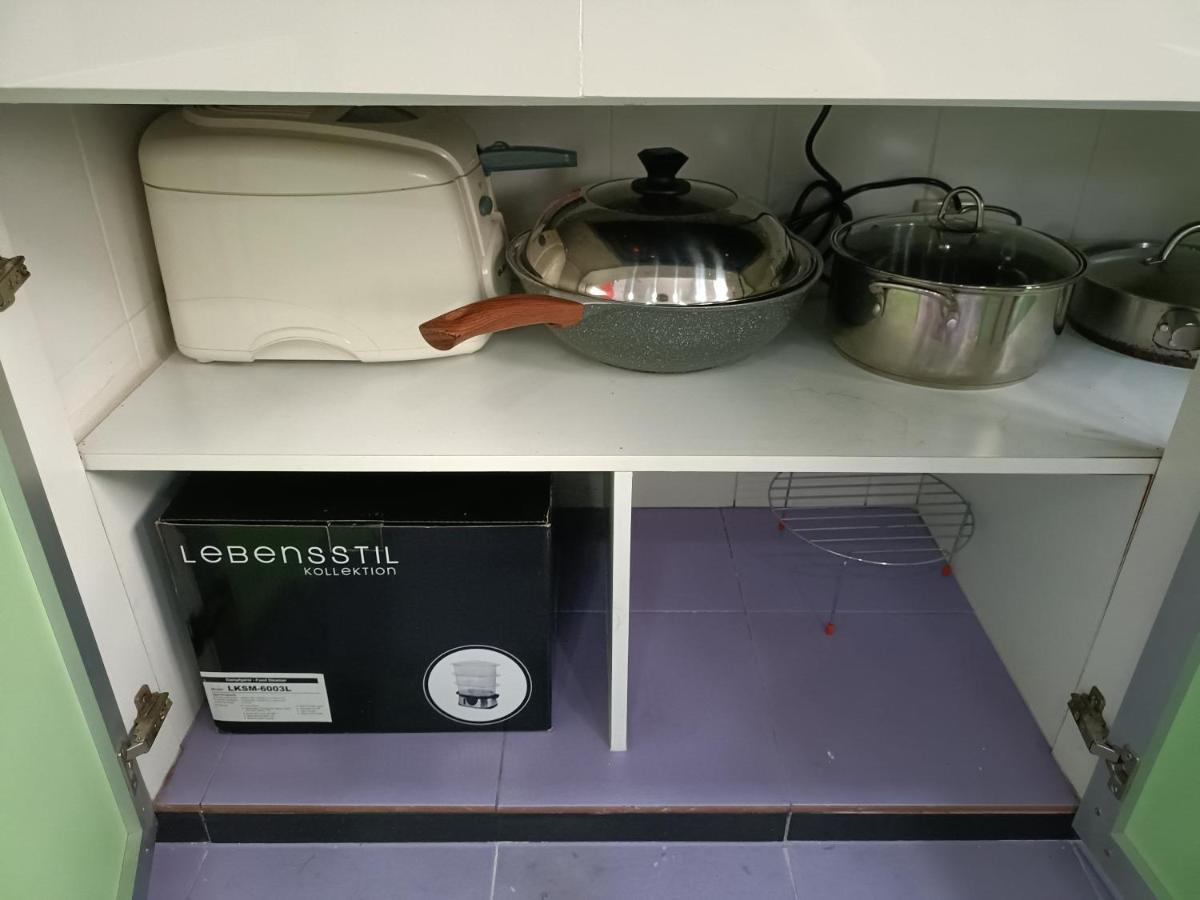 Entire Residential Home•Jia Residences Bkt Serdang沙登温暖的家 Seri Kembangan Zewnętrze zdjęcie