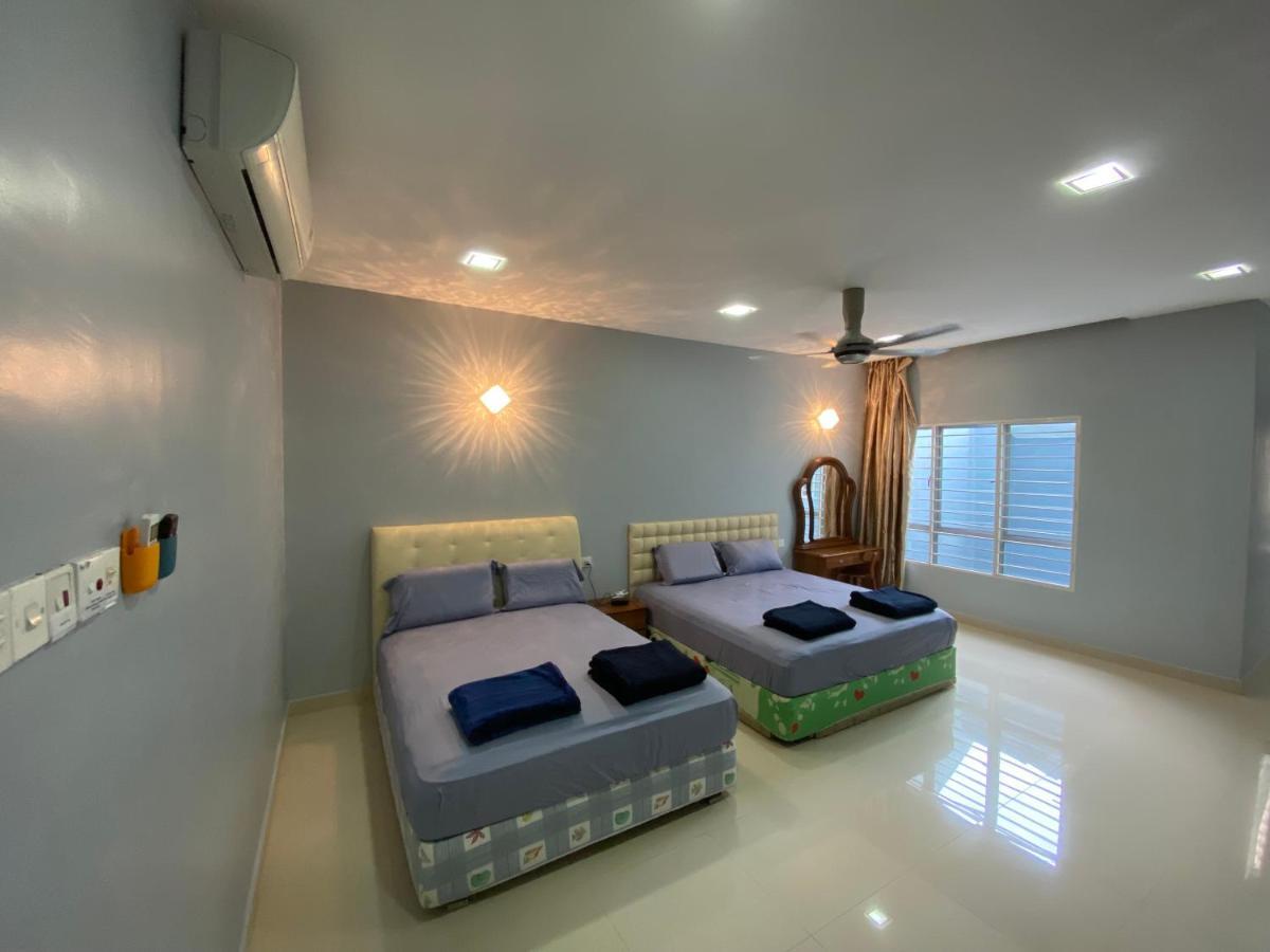 Entire Residential Home•Jia Residences Bkt Serdang沙登温暖的家 Seri Kembangan Zewnętrze zdjęcie