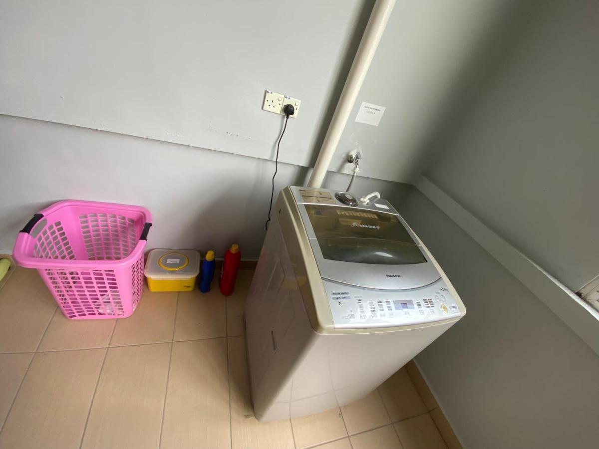 Entire Residential Home•Jia Residences Bkt Serdang沙登温暖的家 Seri Kembangan Zewnętrze zdjęcie