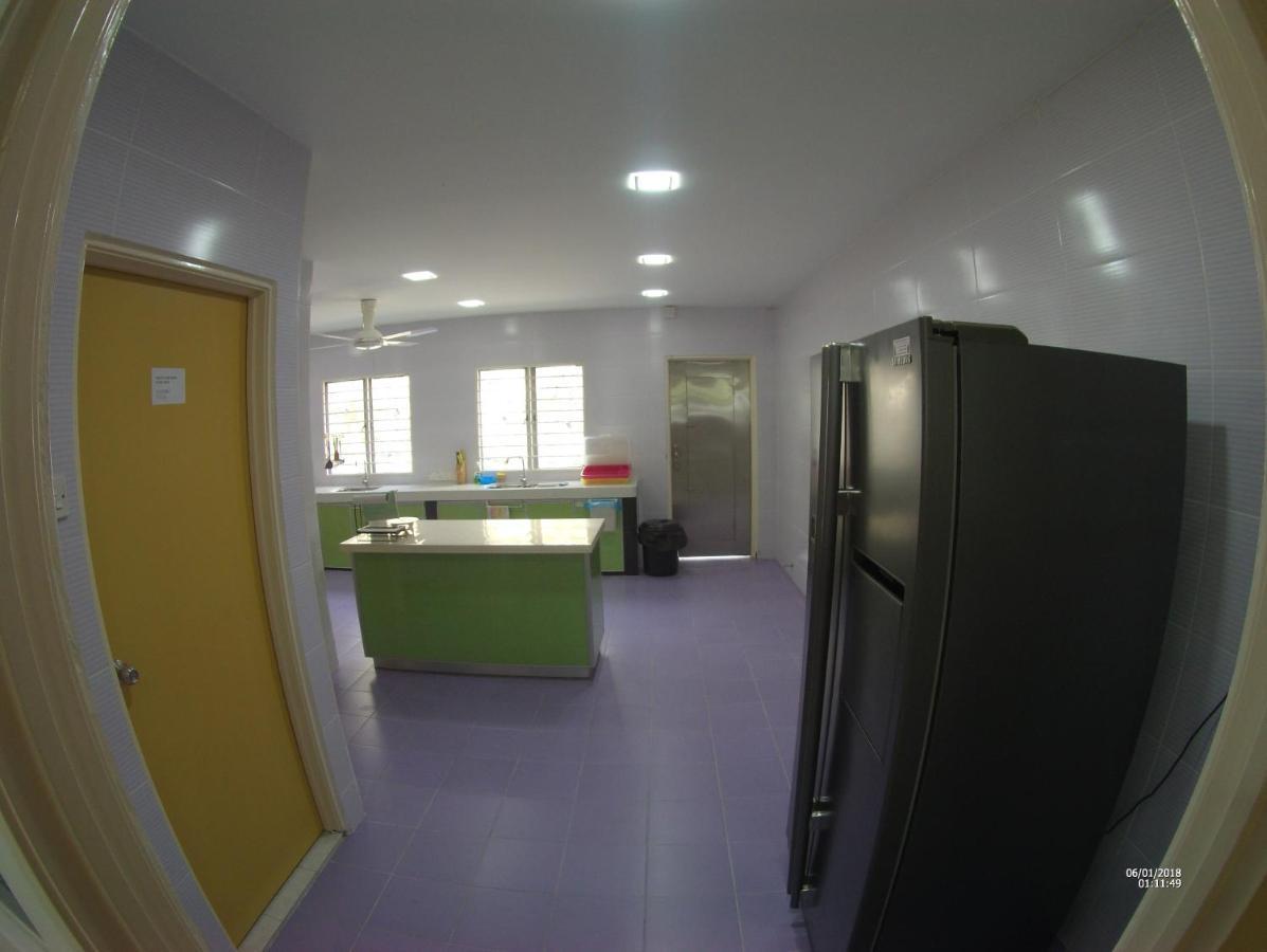 Entire Residential Home•Jia Residences Bkt Serdang沙登温暖的家 Seri Kembangan Zewnętrze zdjęcie