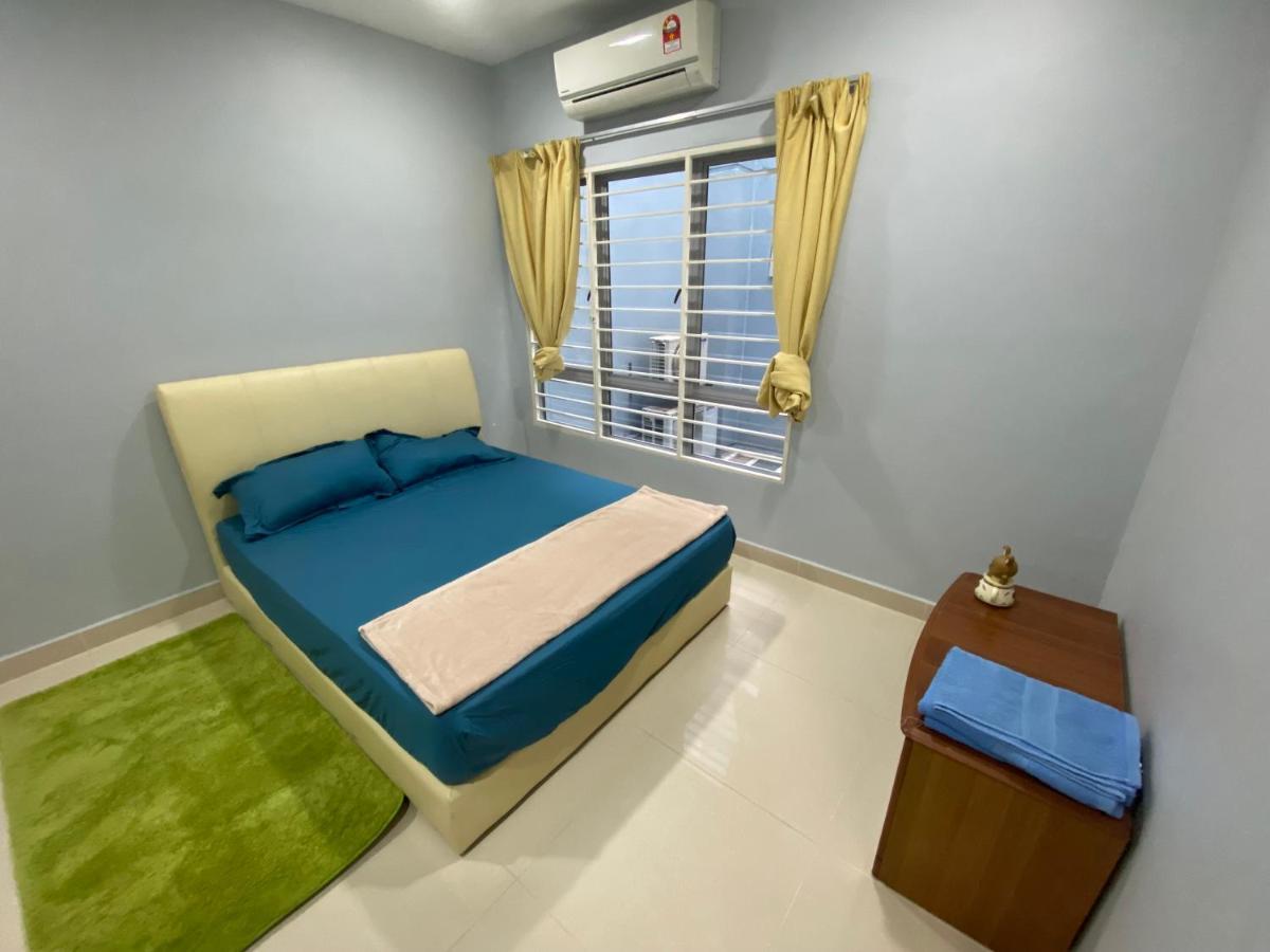 Entire Residential Home•Jia Residences Bkt Serdang沙登温暖的家 Seri Kembangan Zewnętrze zdjęcie