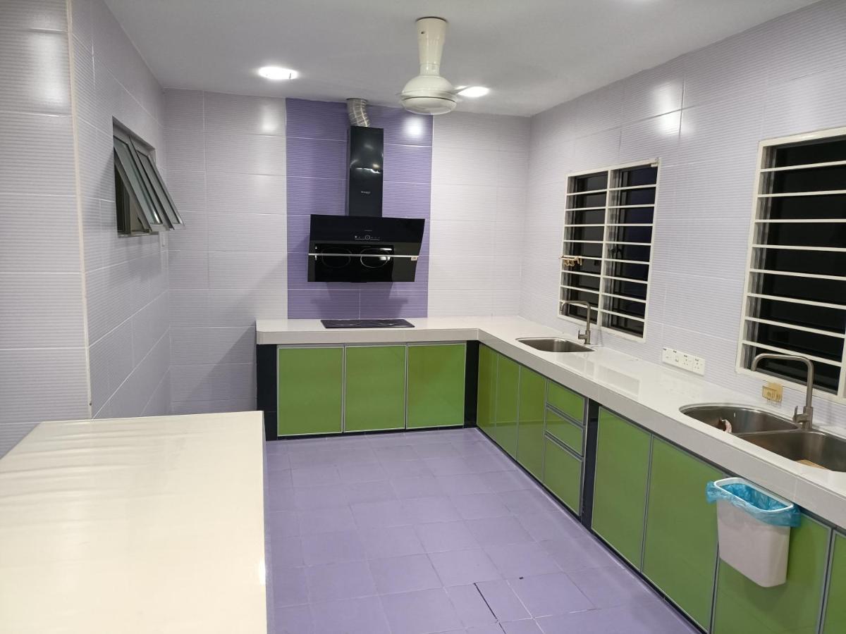 Entire Residential Home•Jia Residences Bkt Serdang沙登温暖的家 Seri Kembangan Zewnętrze zdjęcie